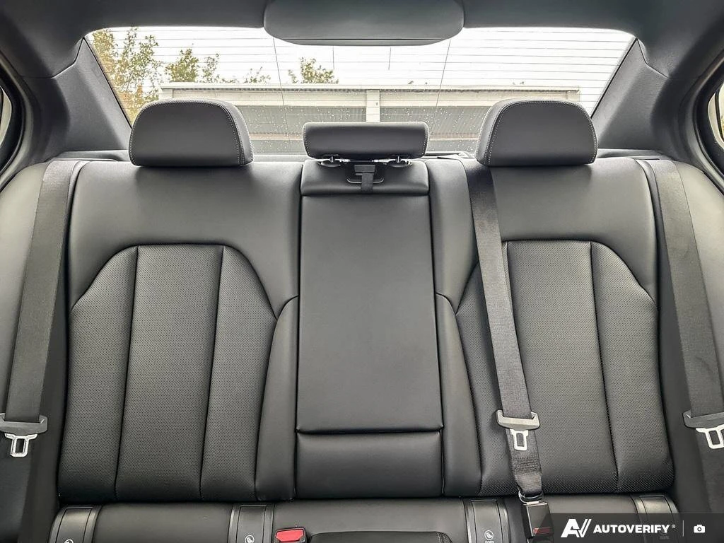 BMW 330 * 330i xDrive | HEATED SEATS & STEERING | SUNROOF  | Mobile.bg � ����������� 15