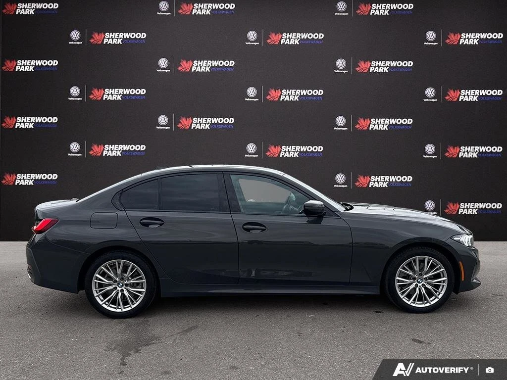 BMW 330 * 330i xDrive | HEATED SEATS & STEERING | SUNROOF  - изображение 8