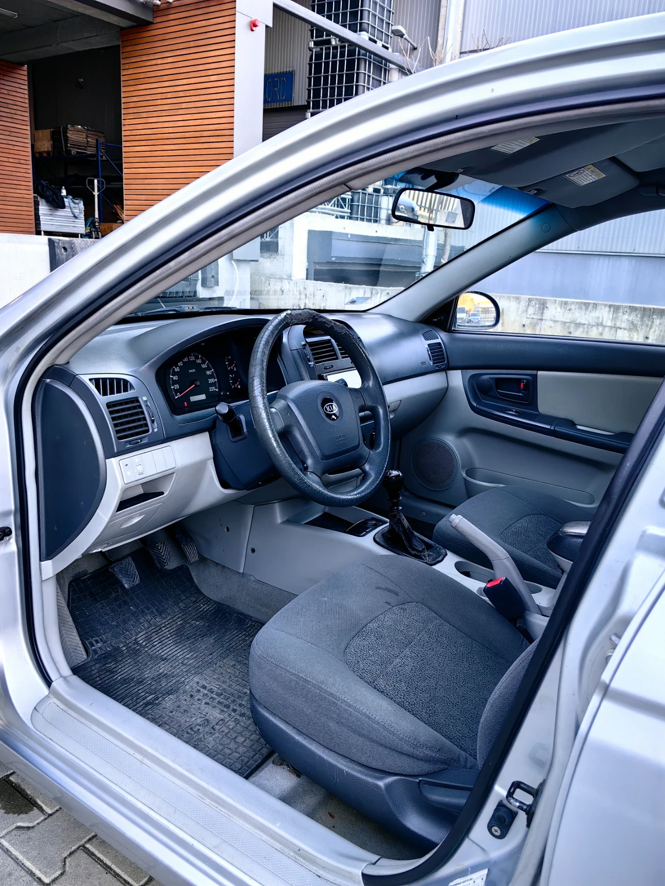 Kia Cerato 1.5 CRDi LX, снимка 6 - Автомобили и джипове - 53816841