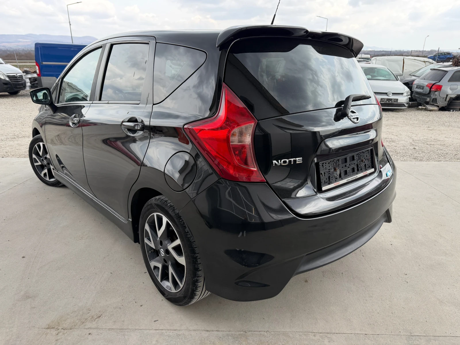 Nissan Note 1.2/80кс EVRO5 Климатик, снимка 5 - Автомобили и джипове - 53924095