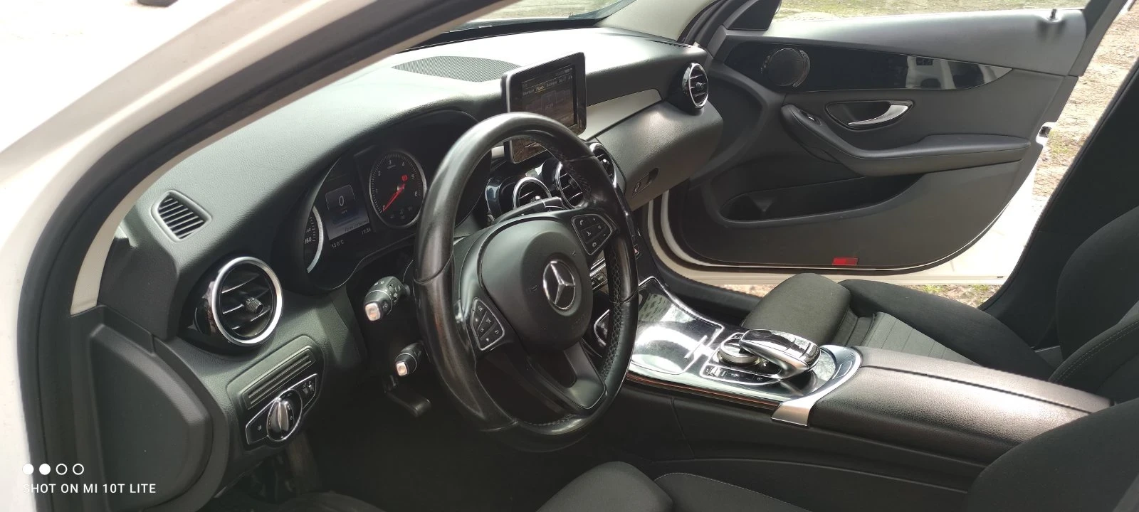 Mercedes-Benz C 200, снимка 8 - Автомобили и джипове - 53973934