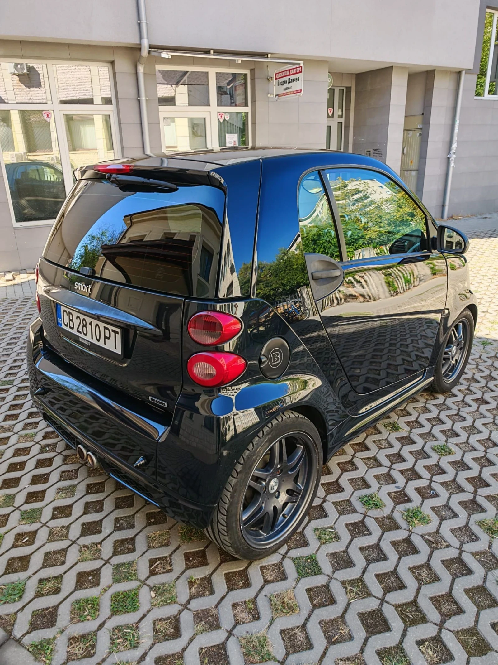 Smart Fortwo Brabus, снимка 3 - Автомобили и джипове - 54116071