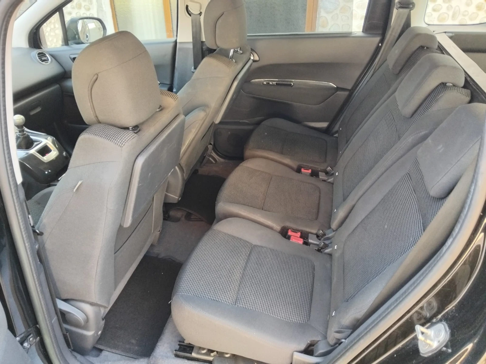 Peugeot 5008 1.6 HDI, снимка 6 - Автомобили и джипове - 54722202