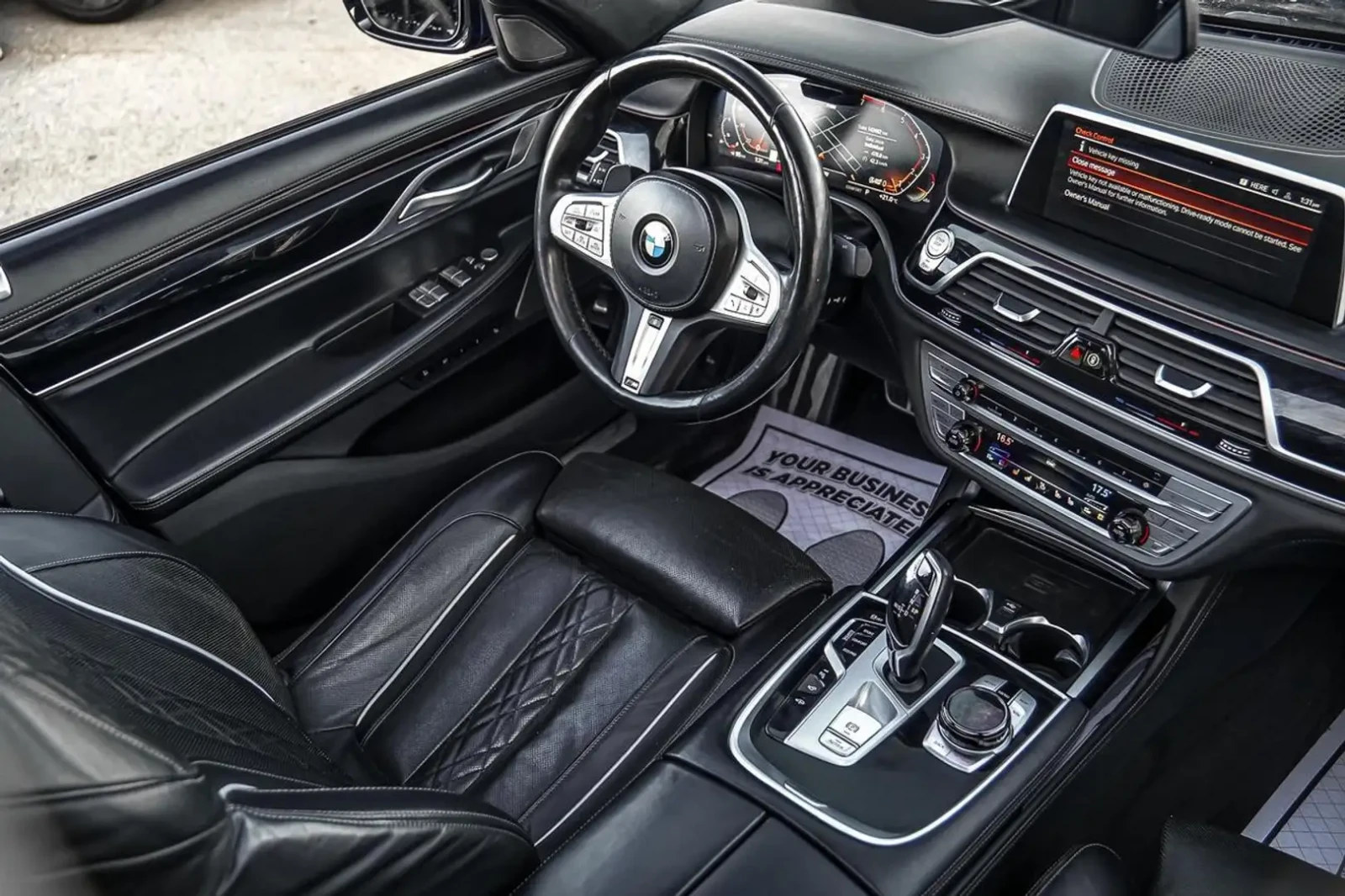 BMW 750 XDRIVE M SPORT+ HEAD UP 360CAM FULL, снимка 12 - Автомобили и джипове - 55640069