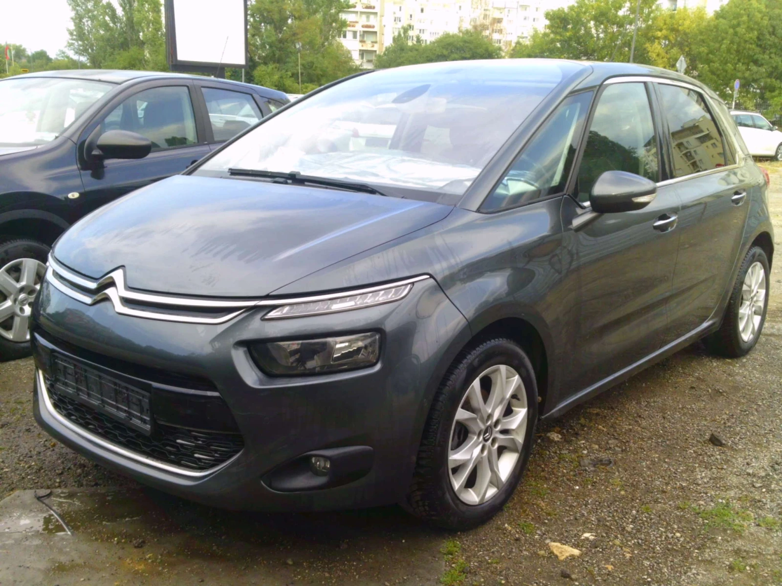 Citroen C4 Picasso 1.6 HDI automat, снимка 2 - Автомобили и джипове - 55691894