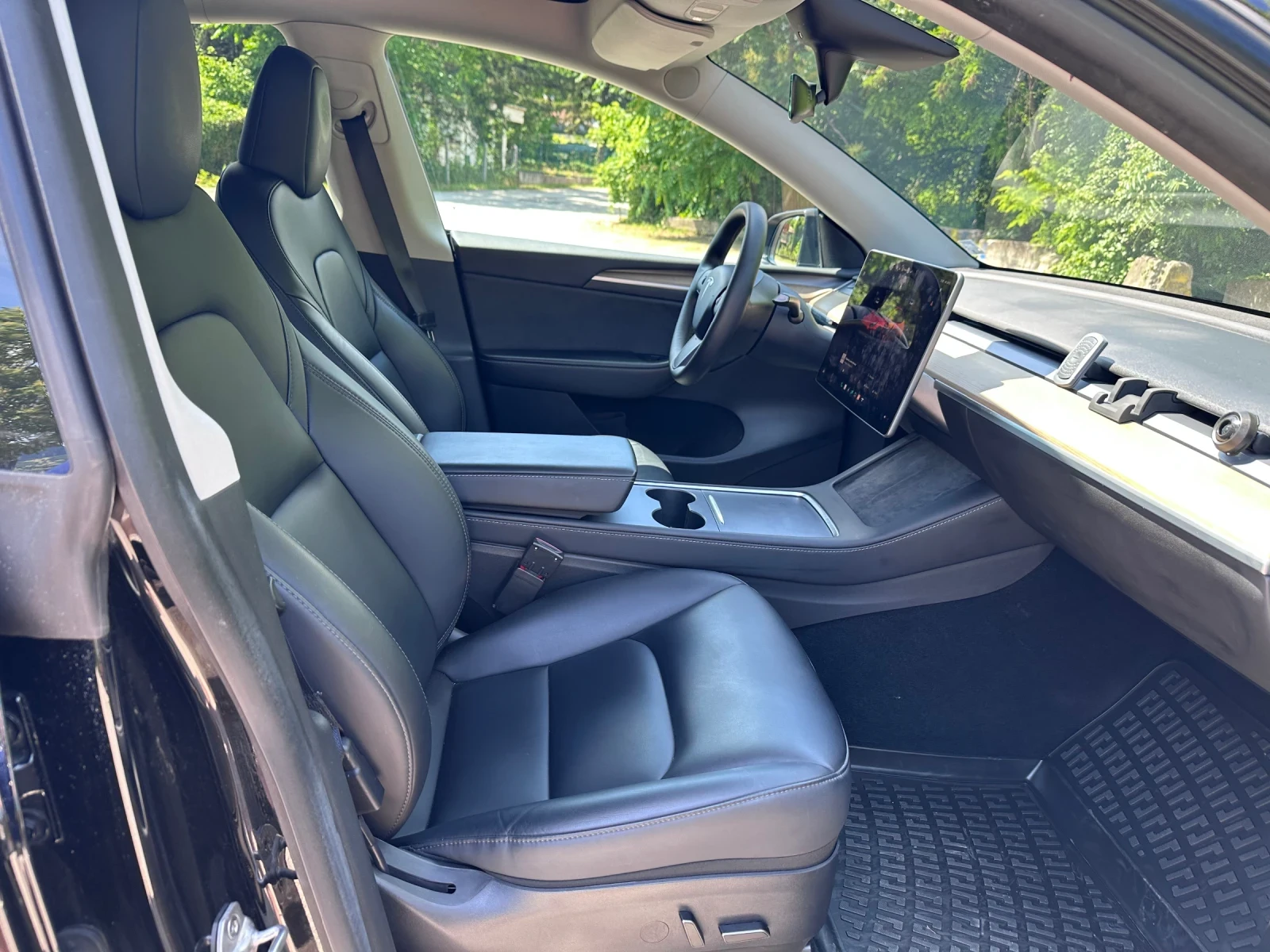 Tesla Model Y DUAL MOTOR LR 514кс нова батерия, снимка 13 - Автомобили и джипове - 55715088