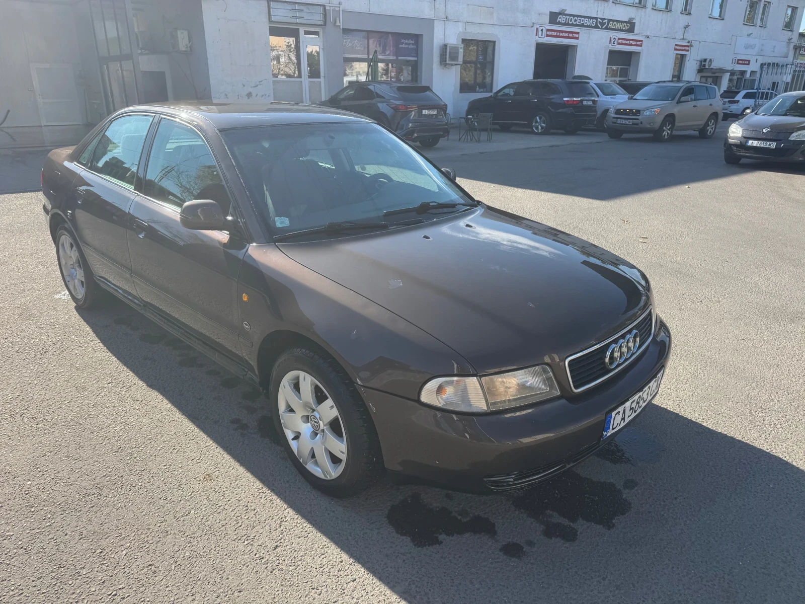 Audi A4 1.6 i, снимка 9 - Автомобили и джипове - 55902632