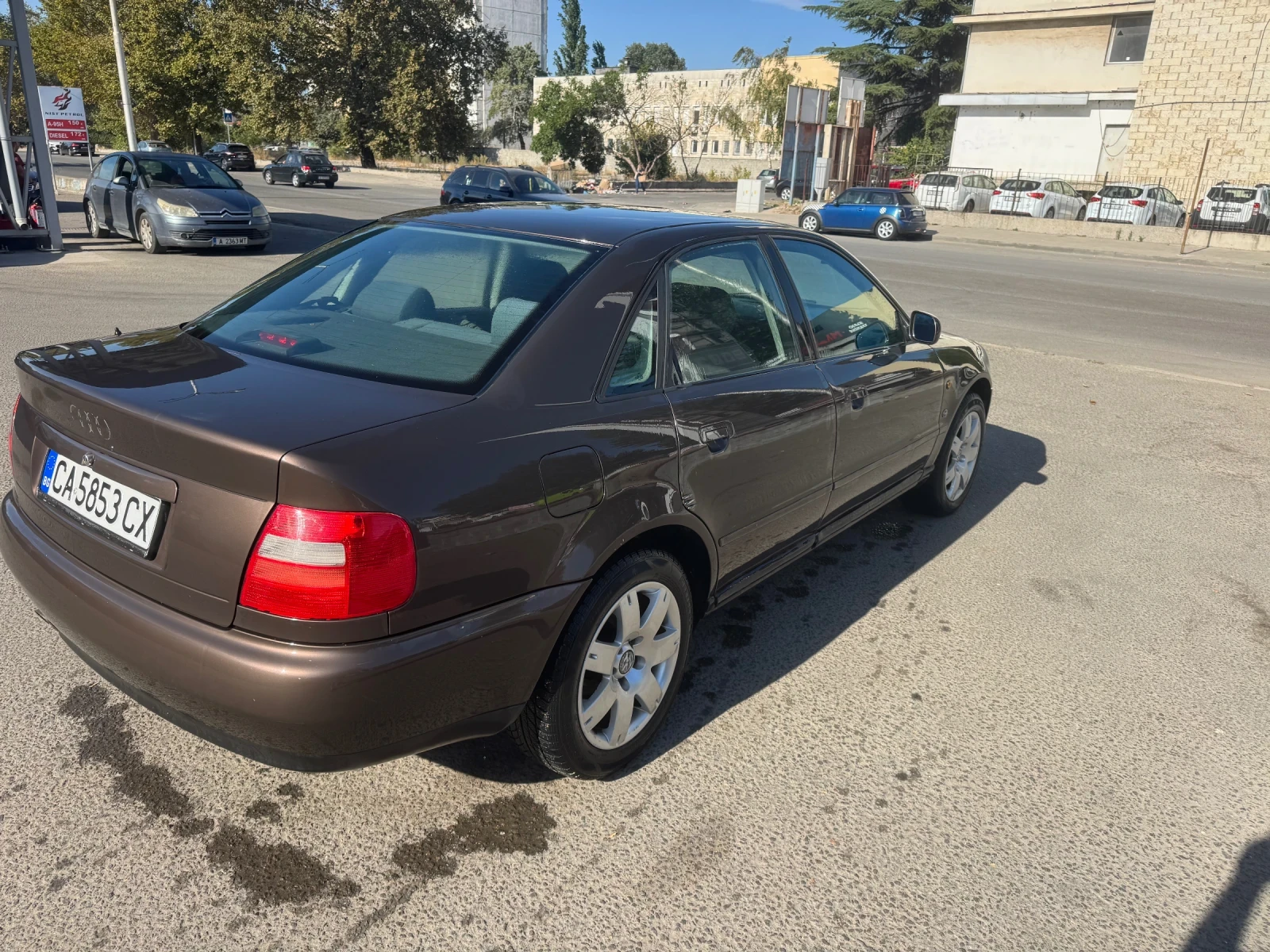 Audi A4 1.6 i, снимка 6 - Автомобили и джипове - 55902632