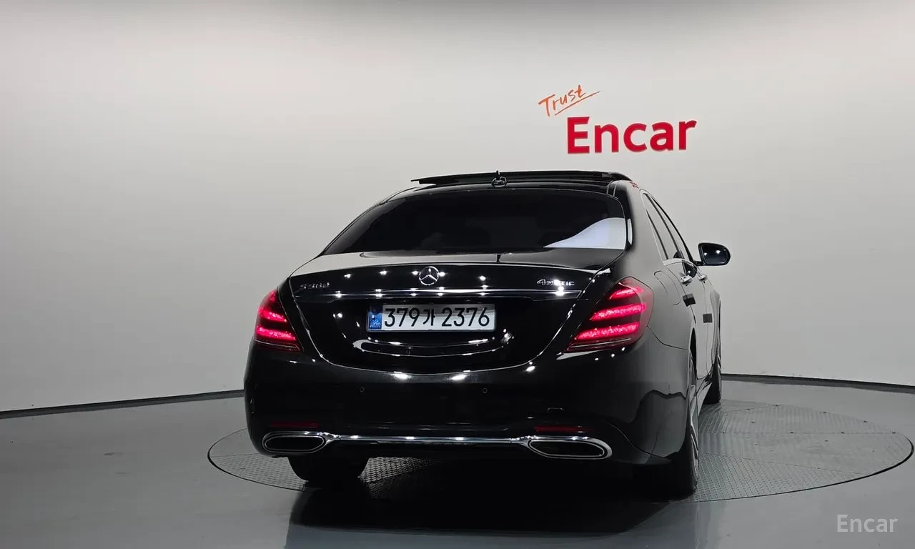 Mercedes-Benz S 560 4 MATIC /BURMESTER /360CAM/ ОБДУХ /HEAD UP/МАСАЖИ, снимка 4 - Автомобили и джипове - 56117968