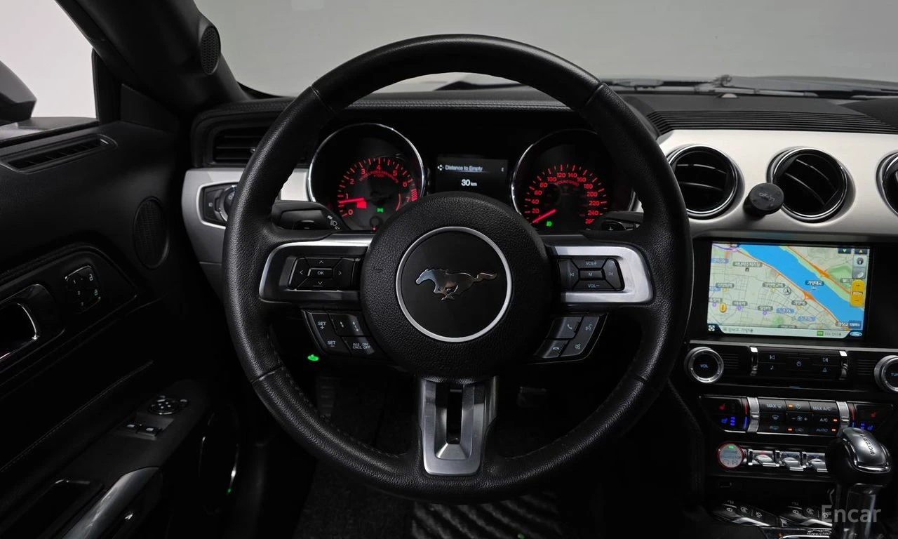 Ford Mustang GT* 5.0* V8* ПОДГРЕВ* ОБДУХВАНЕ* КАМЕРА* КЕЙЛЕС* , снимка 7 - Автомобили и джипове - 56162875
