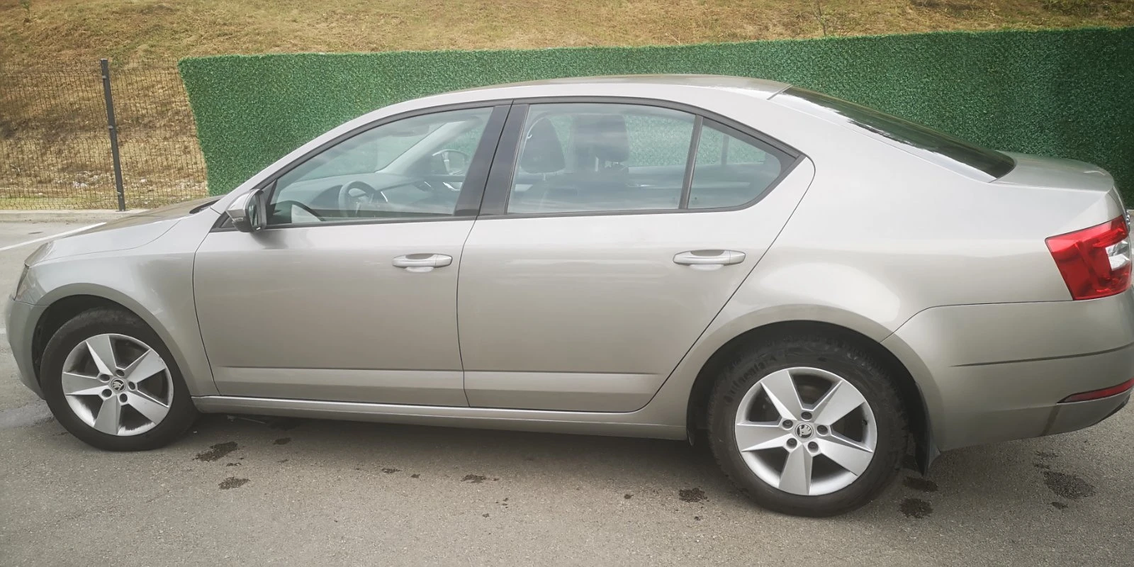 Skoda Octavia Амбишън 1, 0 TSI