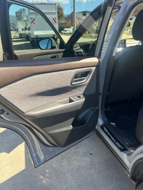 Nissan X-trail E-Power N-Connecta, снимка 16