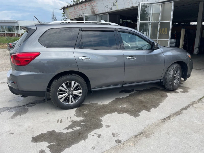 Nissan Pathfinder SV, снимка 13 - Автомобили и джипове - 45628225