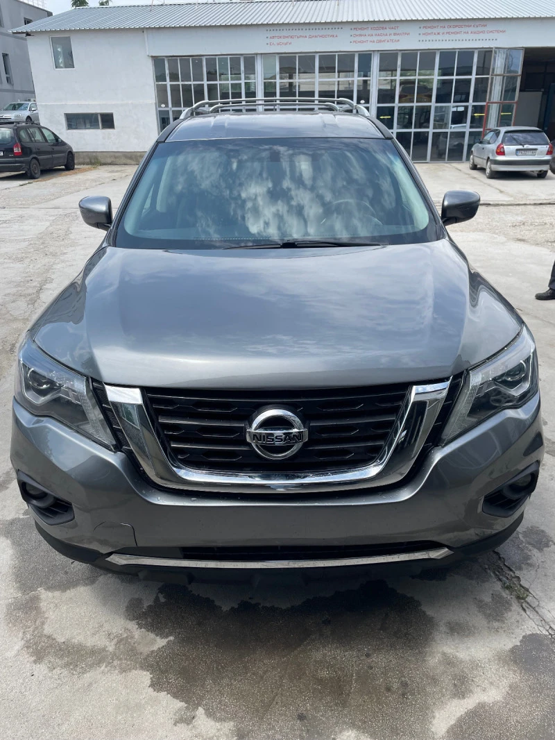 Nissan Pathfinder SV, снимка 1 - Автомобили и джипове - 45628225