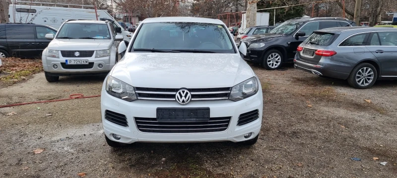 VW Touareg 3.0TDI, снимка 2 - Автомобили и джипове - 48895849