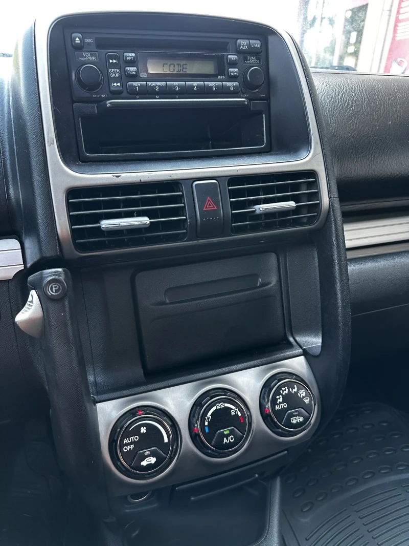 Honda Cr-v 2.2CDTi, снимка 8 - Автомобили и джипове - 51890793