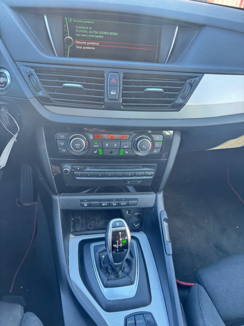 BMW X1 Xdrive facelift, снимка 6 - Автомобили и джипове - 53041840