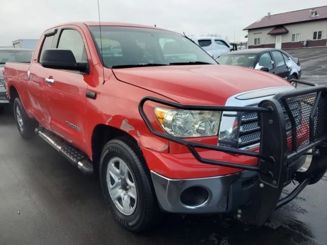 Toyota Tundra SR5 Extended Cab Short Bed, снимка 1 - Автомобили и джипове - 48226556