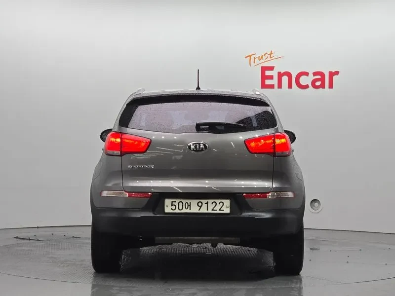 Kia Sportage 4WD - изображение 4