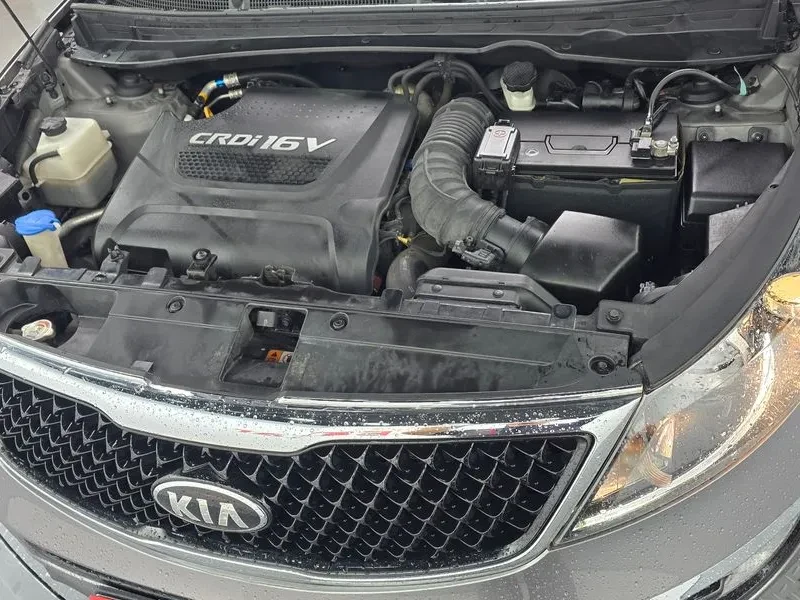 Kia Sportage 4WD - изображение 6