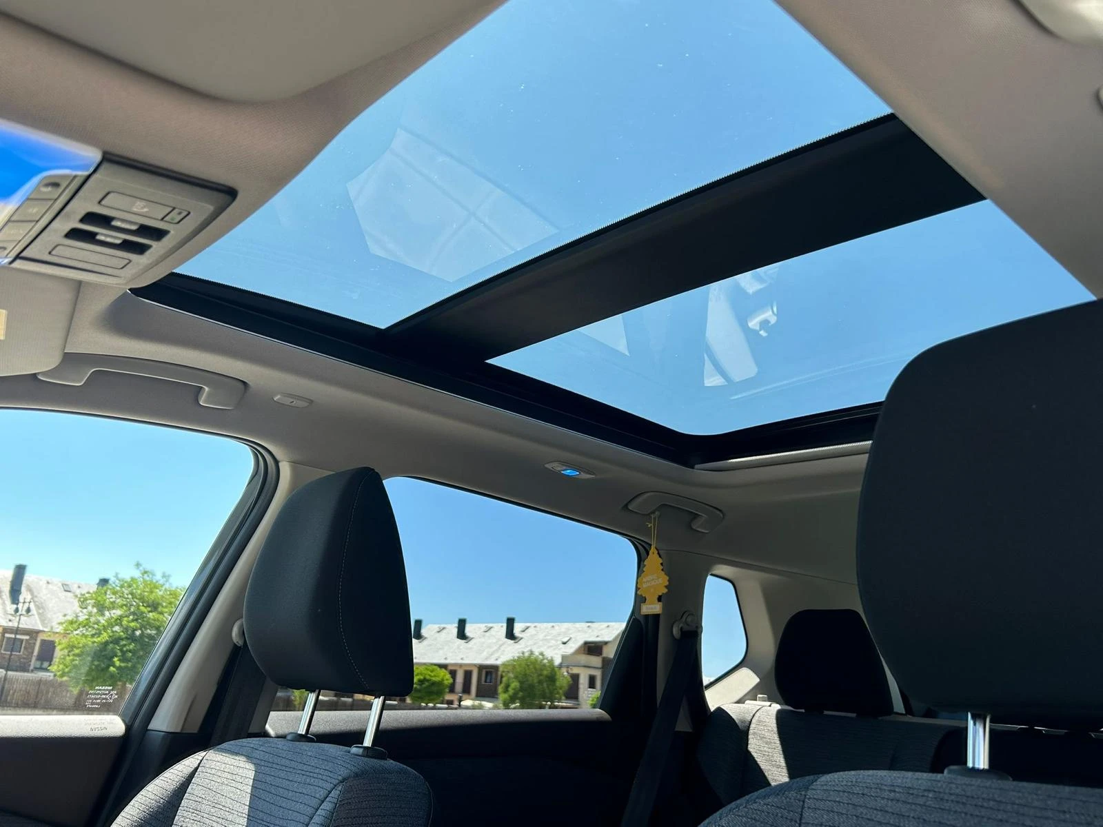 Nissan X-trail E-Power N-Connecta - изображение 7