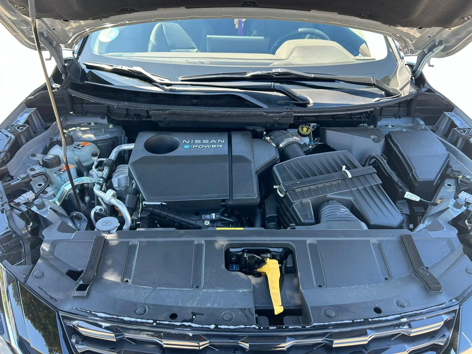 Nissan X-trail E-Power N-Connecta - изображение 5