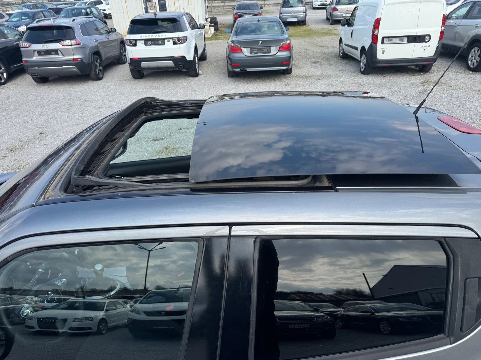 Nissan Juke 1.5 DCI Tekna 360 Pano Full Full, снимка 8 - Автомобили и джипове - 53417622