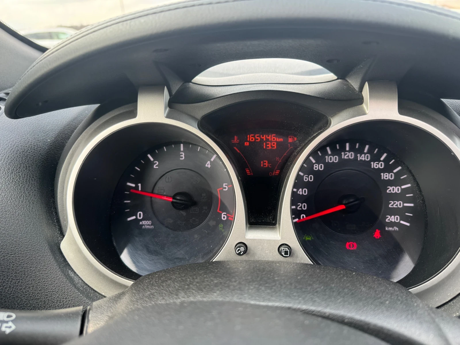 Nissan Juke 1.5 DCI Tekna 360 Pano Full Full, снимка 12 - Автомобили и джипове - 53417622