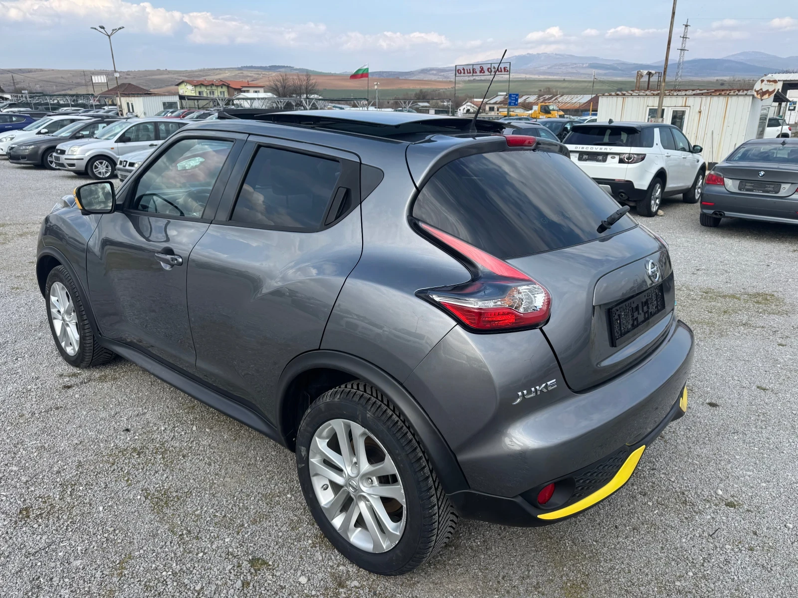 Nissan Juke 1.5 DCI Tekna 360 Pano Full Full, снимка 6 - Автомобили и джипове - 53417622