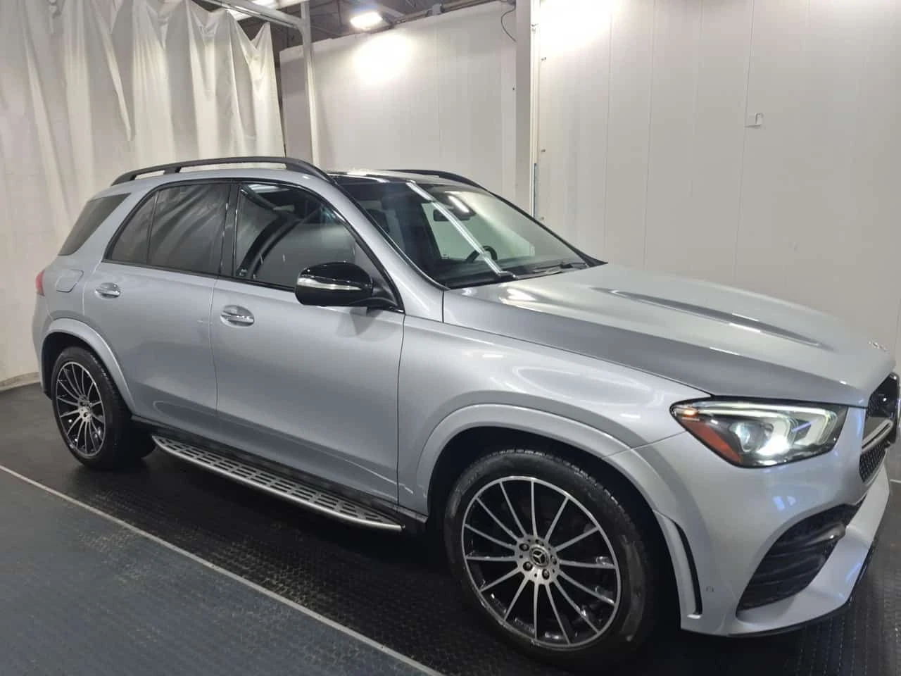 Mercedes-Benz GLE 450 | DISTRONIC | 360  | ПАНО | Keyless | CARFAX - изображение 2