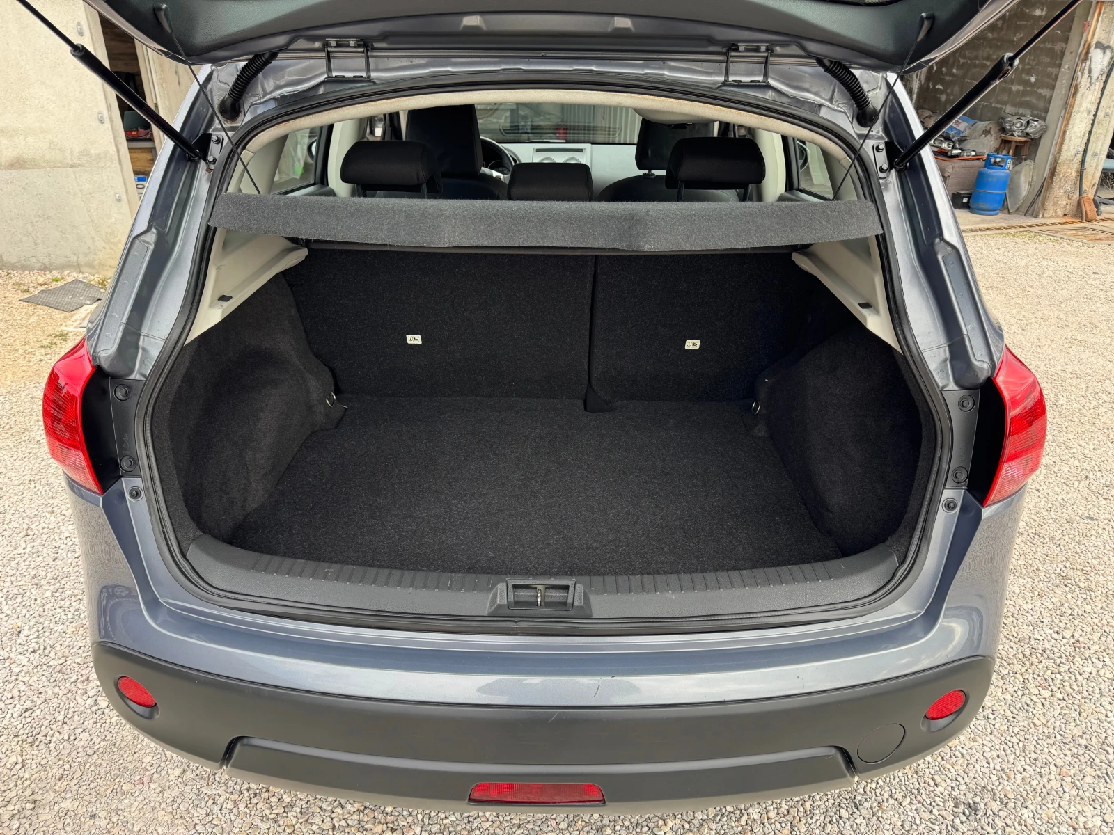 Nissan Qashqai 2.0i-4x4, снимка 11 - Автомобили и джипове - 53878065