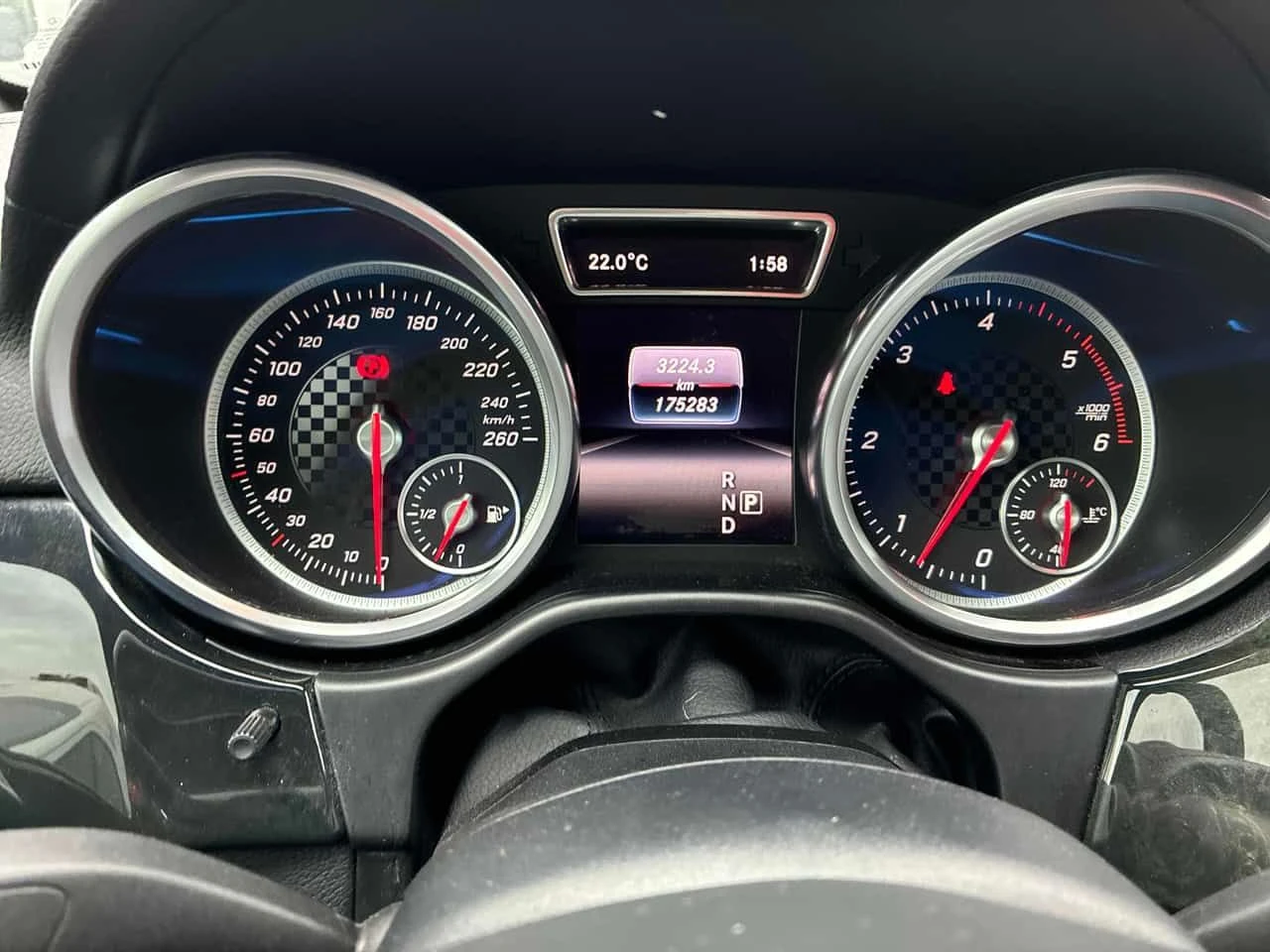Mercedes-Benz GLE * 350d * CARFAX * ЦЕНА ДО БГ, снимка 10 - Автомобили и джипове - 54304780