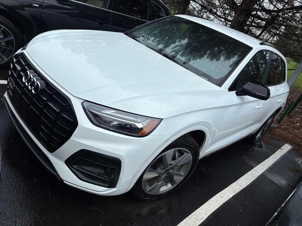 Audi Q5 * Komfort * DISTRONIC* KEYLESS* PANO* , снимка 4 - Автомобили и джипове - 54445166