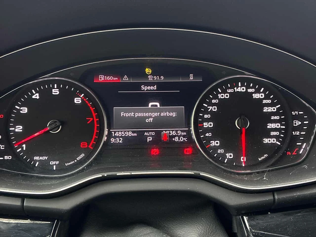 Audi Q5 * Komfort * DISTRONIC* KEYLESS* PANO* , снимка 14 - Автомобили и джипове - 54445166