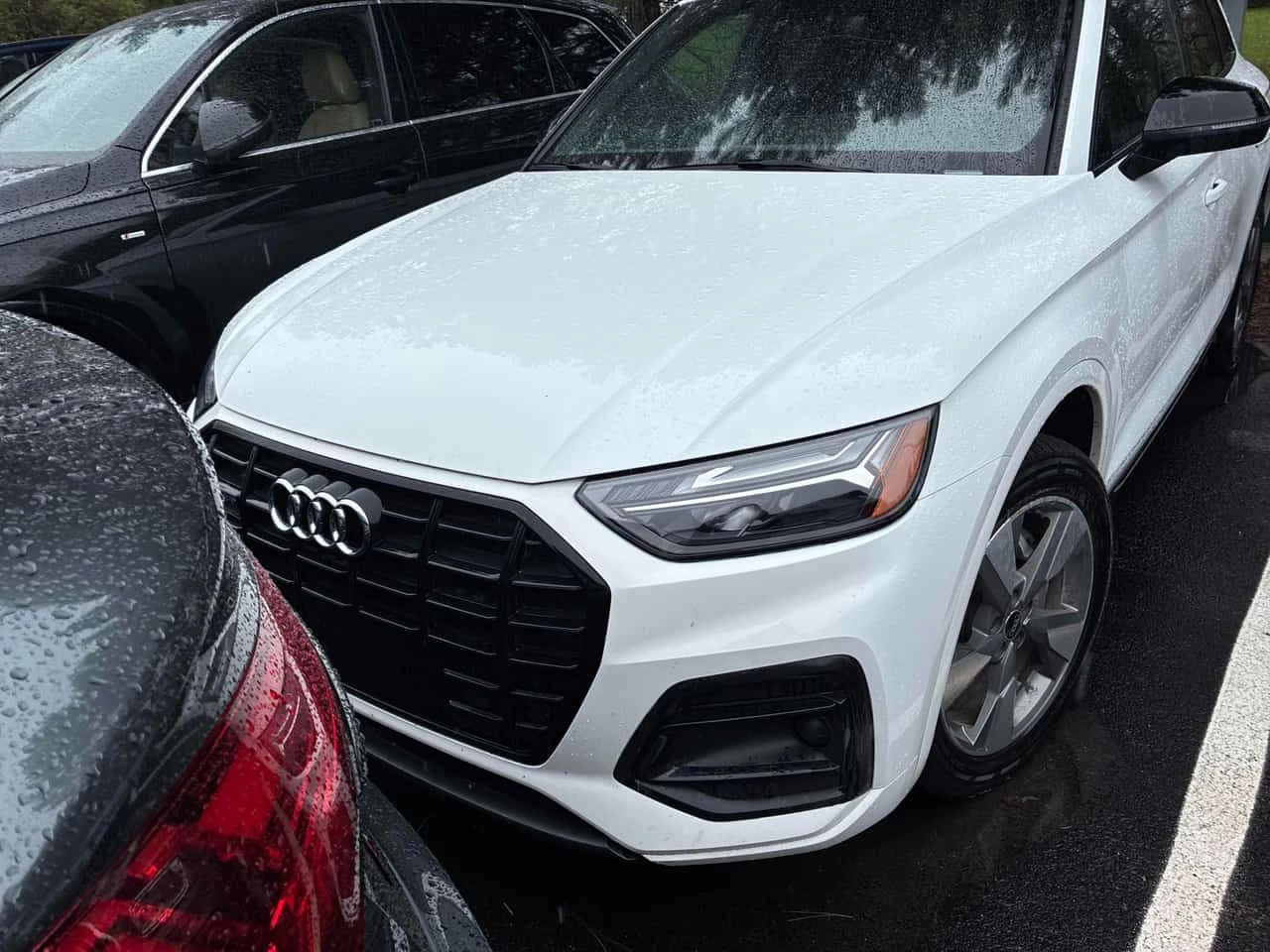 Audi Q5 * Komfort * DISTRONIC* KEYLESS* PANO* , снимка 11 - Автомобили и джипове - 54445166