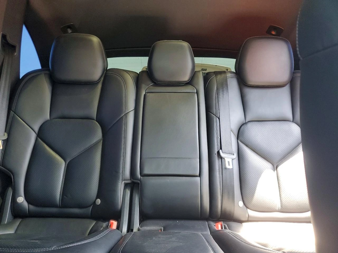 Porsche Cayenne 3.0DIESEL* FACE* РЕАЛНИ КМ, снимка 9 - Автомобили и джипове - 54896876