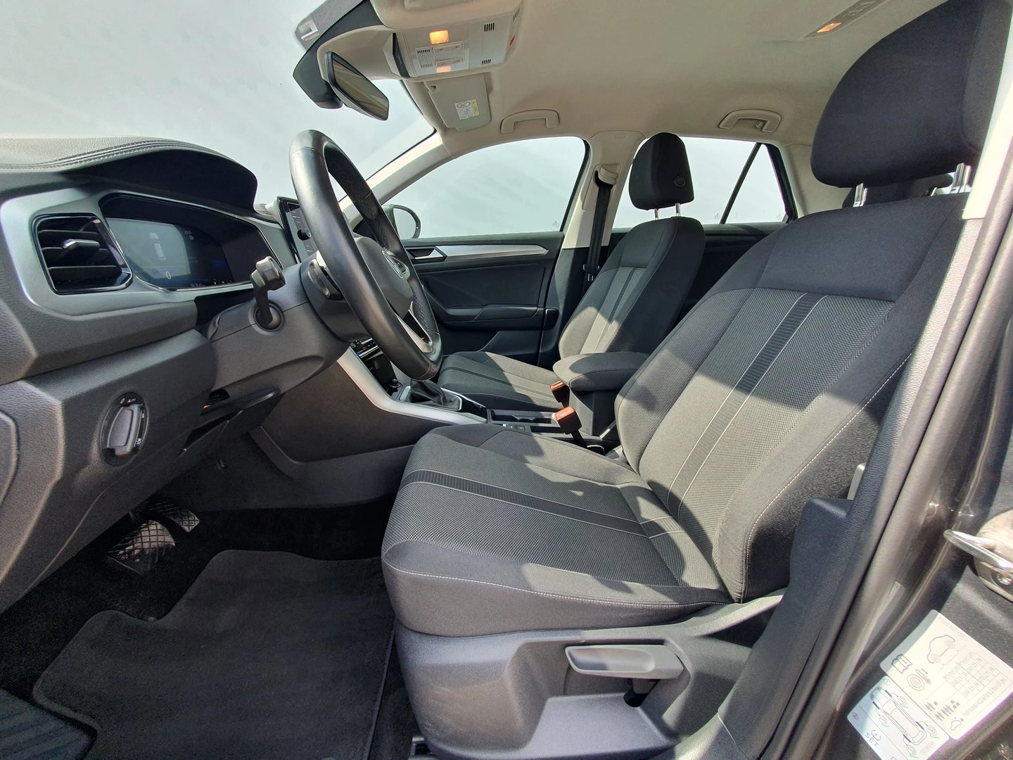 VW T-Roc | Mobile.bg � ����������� 4