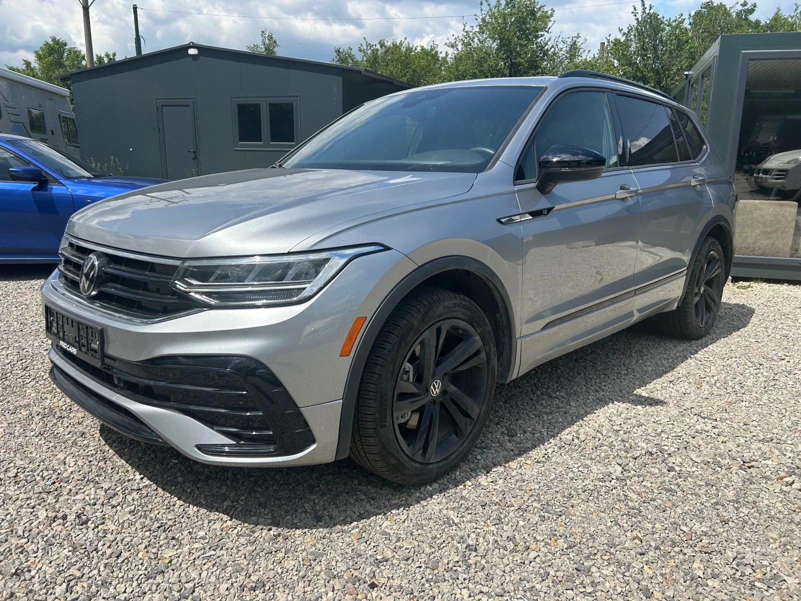 VW Tiguan R-Line
