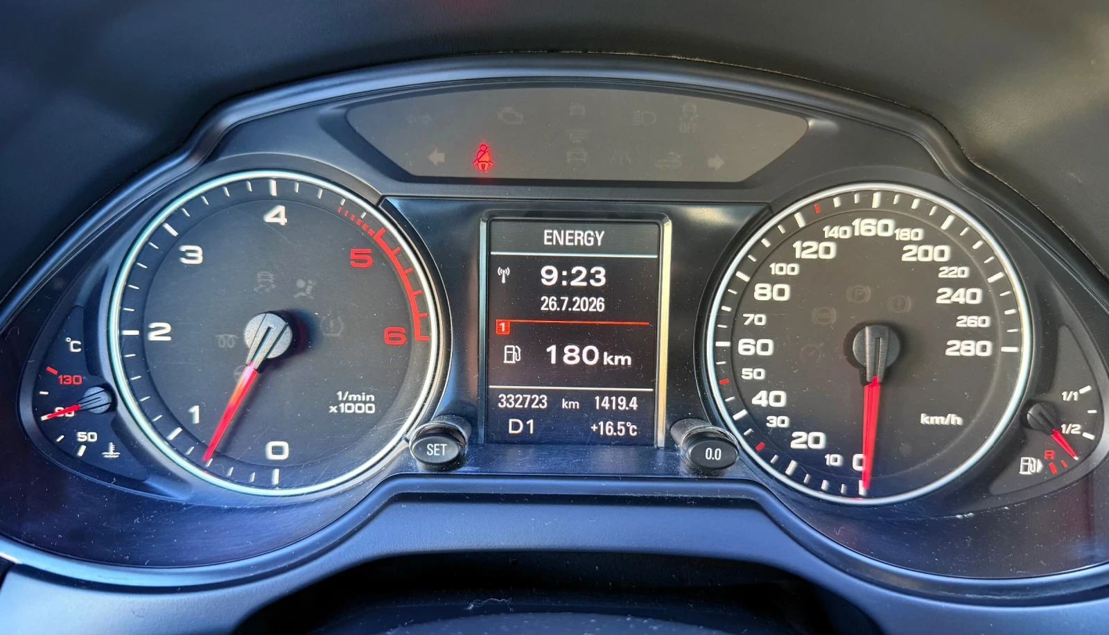 Audi Q5 3.0TDI Keyless/3xS-Line/Pano/Bang&Olufsen/Dynamic, снимка 9 - Автомобили и джипове - 55420363