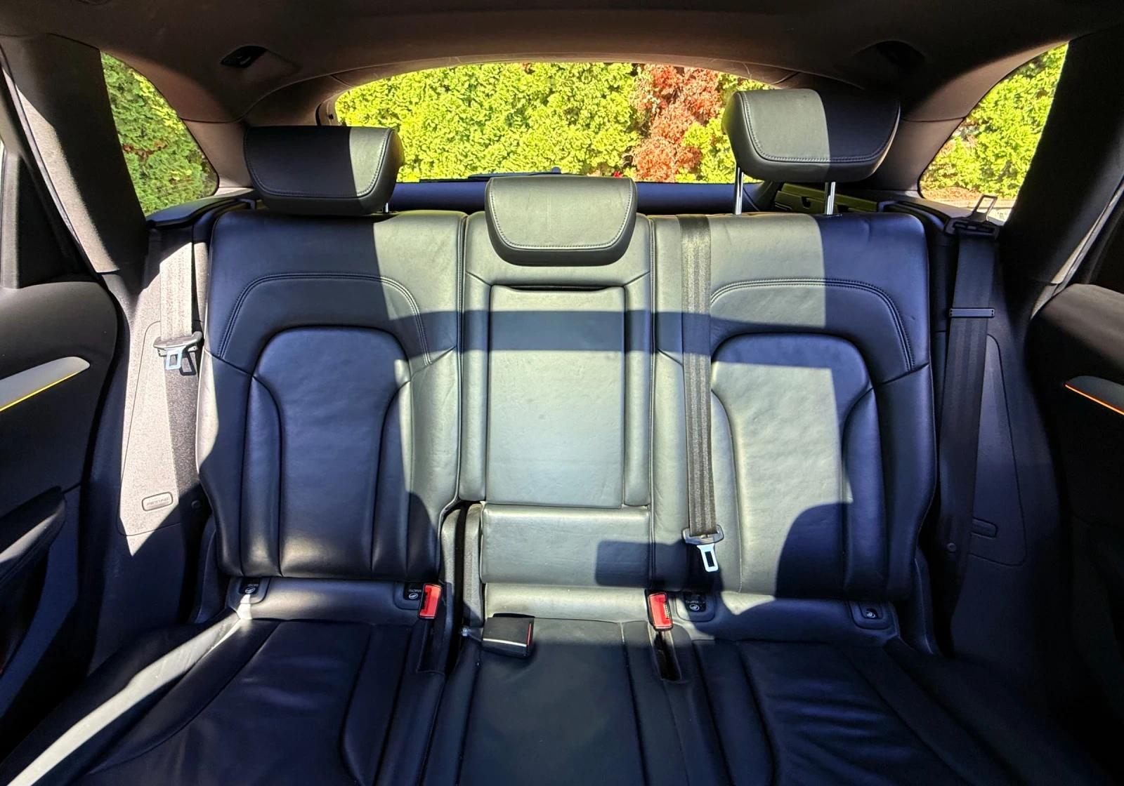 Audi Q5 3.0TDI Keyless/3xS-Line/Pano/Bang&Olufsen/Dynamic, снимка 13 - Автомобили и джипове - 55420363