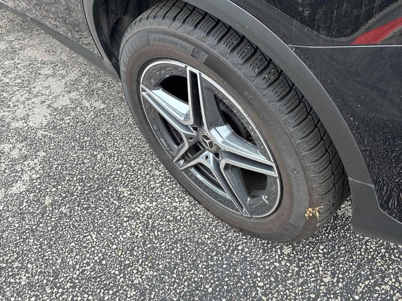 Mercedes-Benz GLC 300 * CARFAX * ОПЦИЯ ЗА ФИНАНСИРАНЕ * , снимка 14 - Автомобили и джипове - 55580572