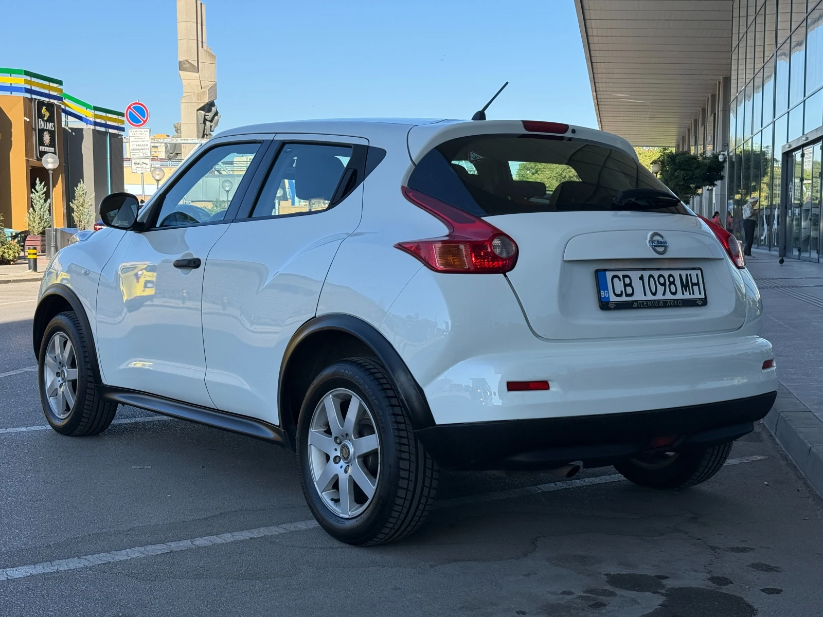 Nissan Juke 6 МЕСЕЦА ГАРАНЦИЯ/1.6i 117к.с. Газов Инжекцион, снимка 3 - Автомобили и джипове - 55975932