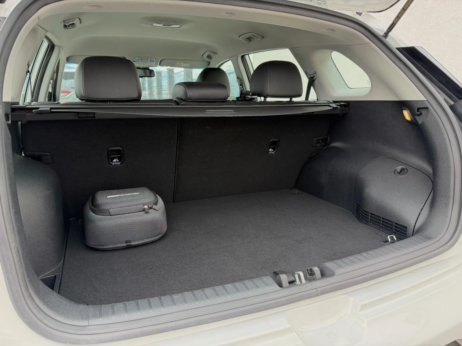 Kia Niro Plug-in Hybrid ������� ���������� | Mobile.bg � ����������� 13