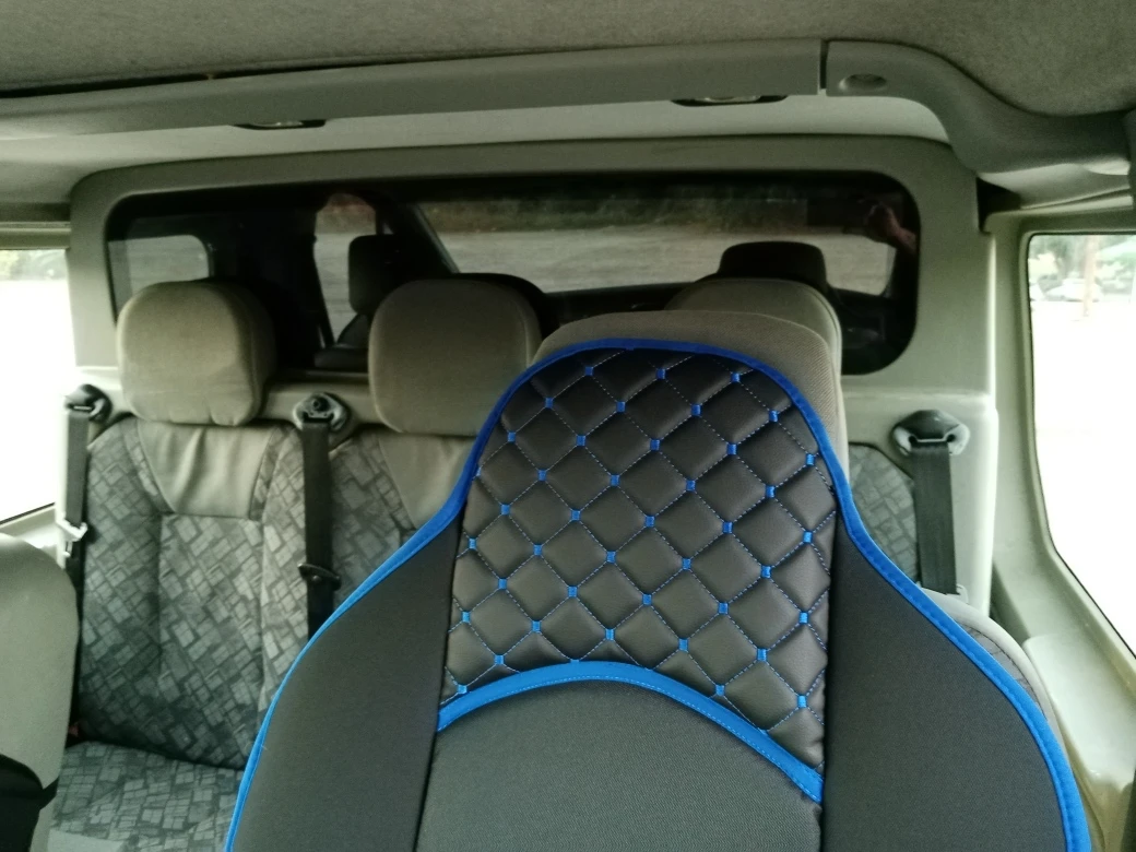 Renault Trafic 1.9dCI 6-местен Клима, снимка 13 - Бусове и автобуси - 55873030