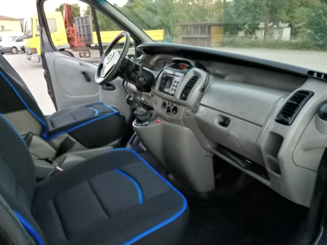Renault Trafic 1.9dCI 6-местен Клима, снимка 11 - Бусове и автобуси - 55873030