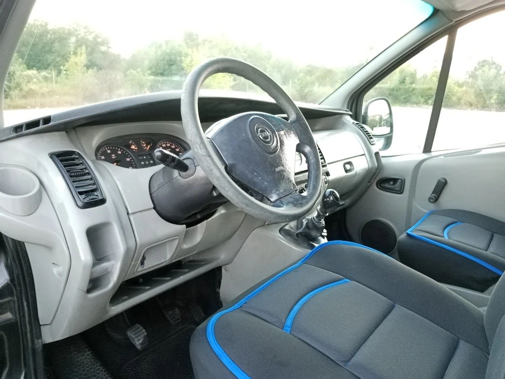 Renault Trafic 1.9dCI 6-местен Клима, снимка 10 - Бусове и автобуси - 55873030