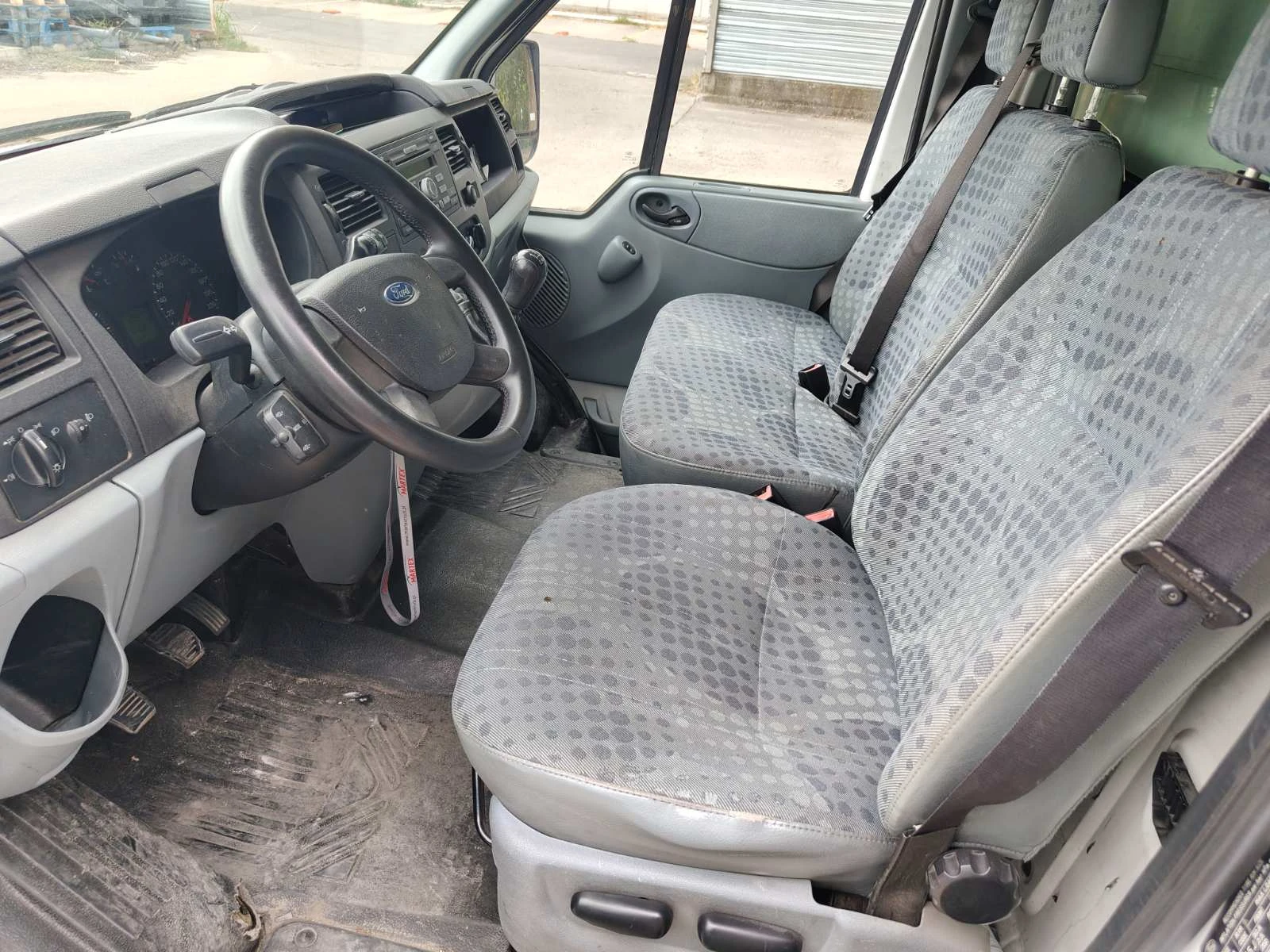 Ford Transit 2.2TDCI - 110кс. щора, снимка 8 - Бусове и автобуси - 56266309