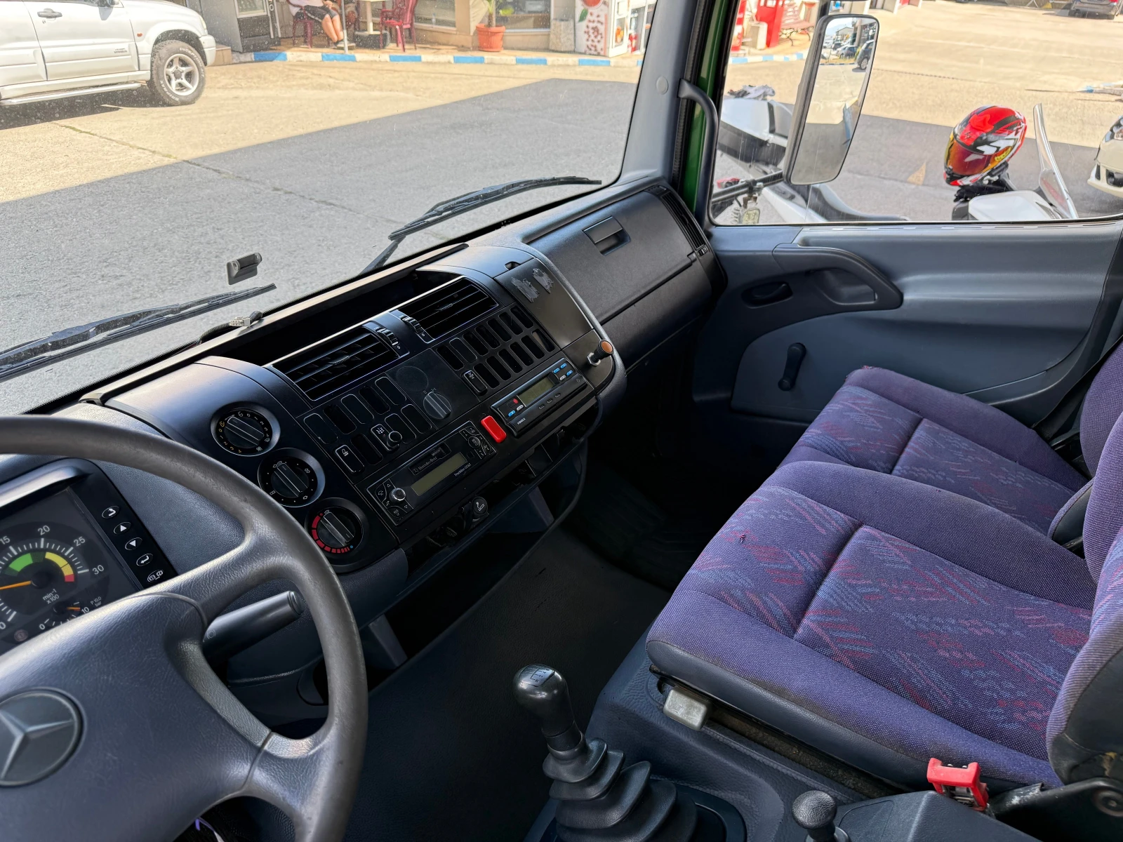 Mercedes-Benz Atego 818/ТРИСТРАНЕН, снимка 10 - Камиони - 55930624
