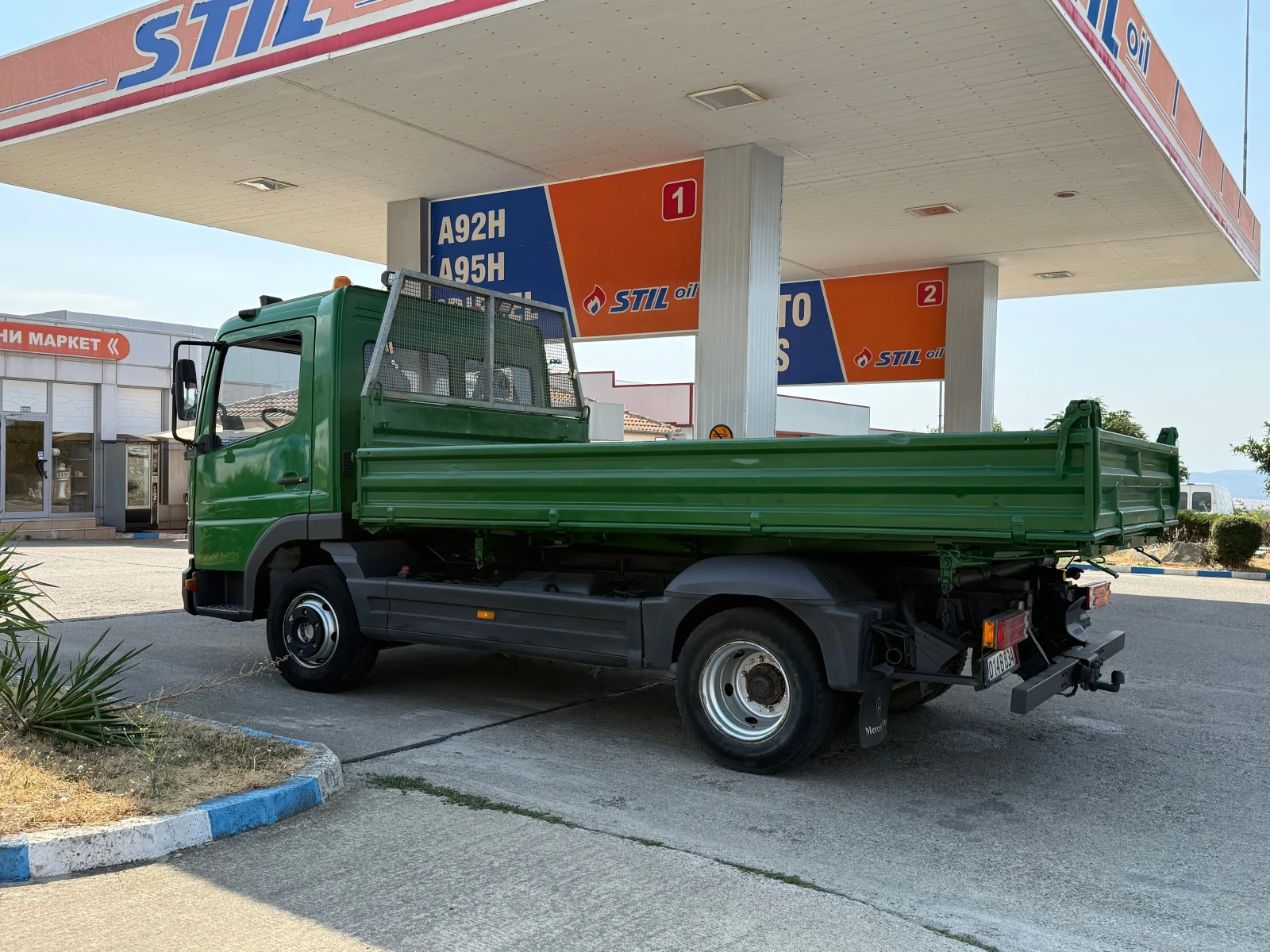 Mercedes-Benz Atego 818/ТРИСТРАНЕН, снимка 2 - Камиони - 55930624