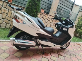 Suzuki Burgman 400i 10G КАТО НОВ!!! , снимка 7
